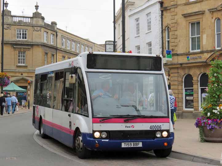 First Optare Solo 40006